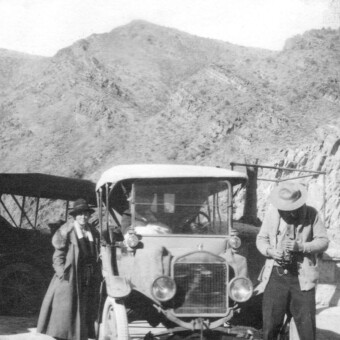 Kenneth and Katharine on the way to Roosevelt Dam, Arizona.